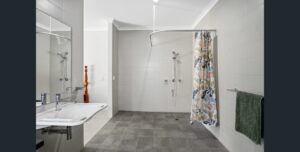 1St Room Ensuite